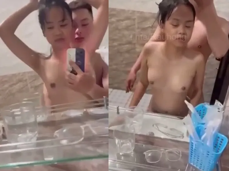 Mảnh khảnh em cùng anh người yêu xxx trước gương quay kỉ niệm